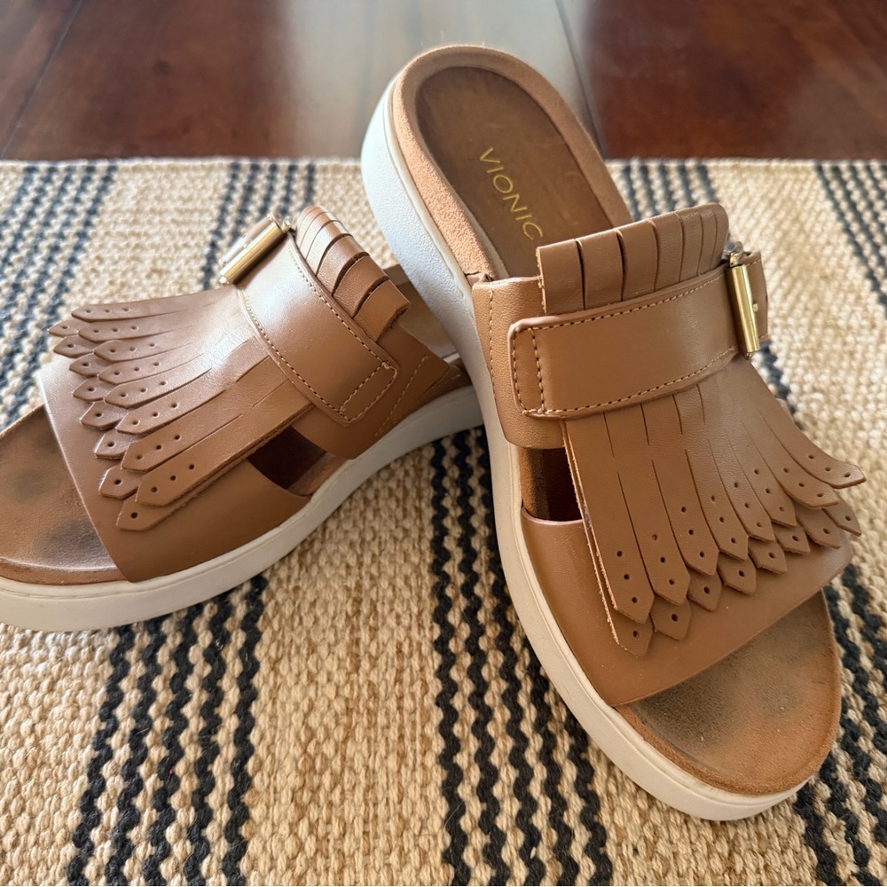 Vionic Brown Fringe Slide Sandals Sz. 7.5